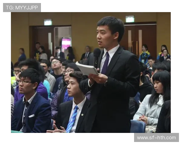 飞盘追梦：周军的热血人生与深度对话探索